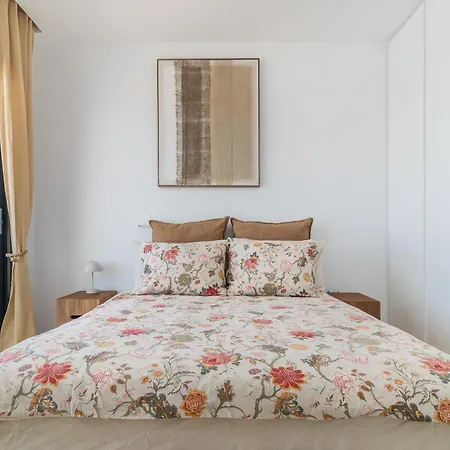 Presidential 350m2 Bellavista On One Level,private Spa&heated Pool